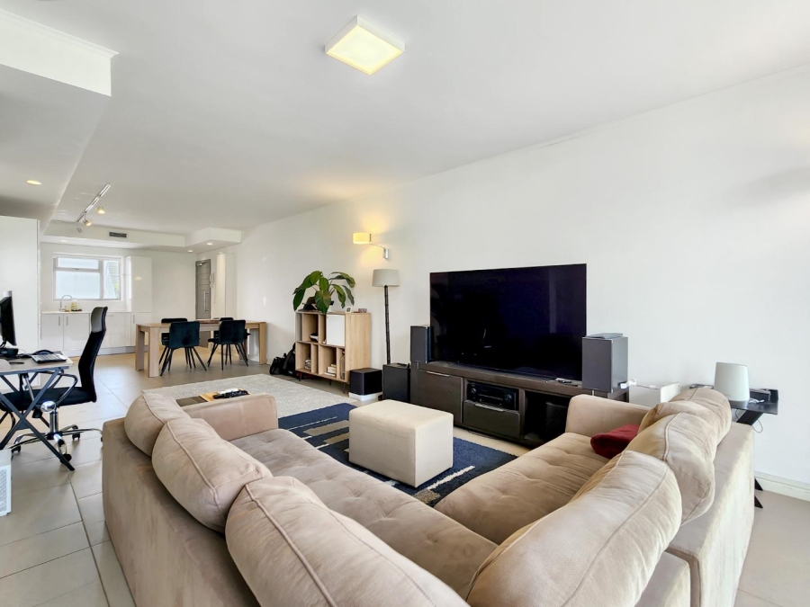 To Let 2 Bedroom Property for Rent in Mouille Point Western Cape